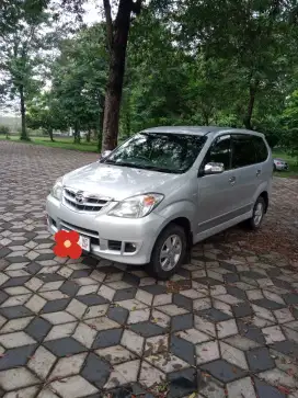 Avanza G matic 2011 istimewa