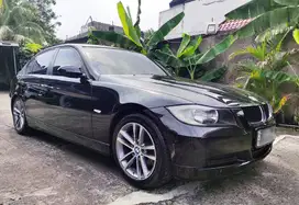 BMW E90 320i Business AT 2005