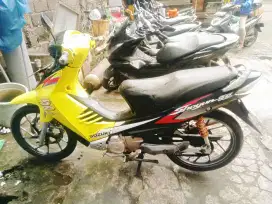 JUAL CEPAT Shogun SP 2005