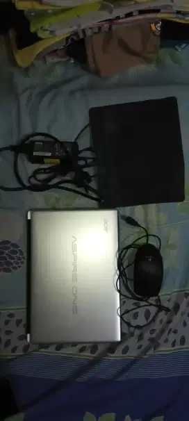 Dijual Netbook Acer Seken