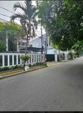 Rumah 2LT MEWAH, JAKSEL. Negi sampai deal.