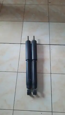 Shock belakang Original Grand Innova