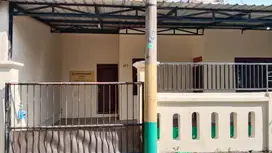 Disewakan Rumah PERUM MAGERSARI PERMAI BLOK AN no.5 ,Sidoarjo.