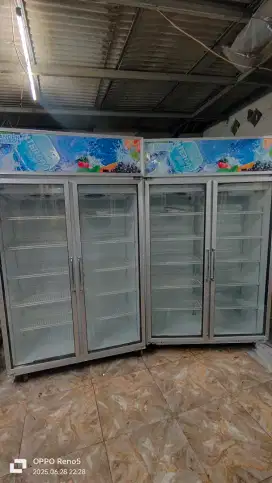 Showcase 2 Pintu Sanden Intercool