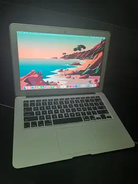Macbook Air 13inch (2015) i5 8/128