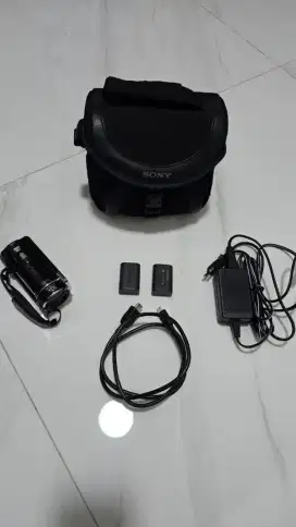 Handycam sony CX210
