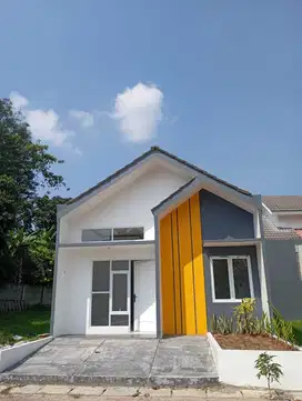 Rumah 1 langkah dari stasiun