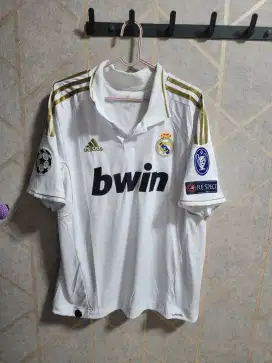 Jersey Retro Real Madrid 2011 2012 size L NNS Ronaldo #7
