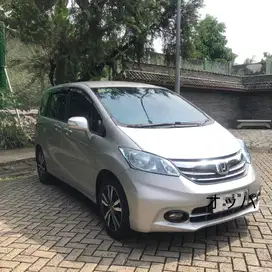 Honda Freed PSD E Silver 2012 Facelift