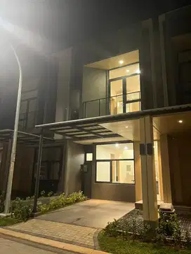 Disewakan Rumah BSD Cluster Suvani, Tanakayu - Full Furnished