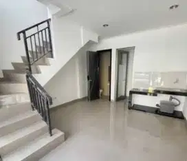 Jual rumah pik 2