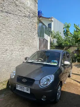 Kia Picanto 2010 Bensin