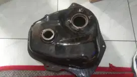 Tanki Vario 125 new