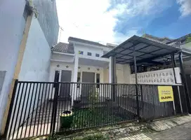 DIJUAL RUMAH SIAP HUNI 3 MENIT KE FASILITAS UMUM SINGOSARI, MALANG