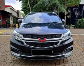TERMURAH WULING CORTEZ S T AT 2022 HITAM 8 SEAT