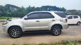 Fortuner 2.7 G Luxury AT Tahun 2007