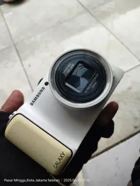 Di jual kamera Samsung dan JVC
