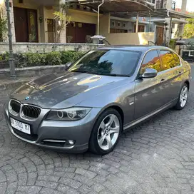 BMW 320i E90 Automatic 2013