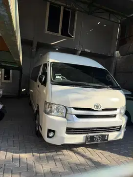 HIACE COMUTER LOW KM RENDAH