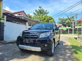 Daihatsu Terios TX M/T 2011