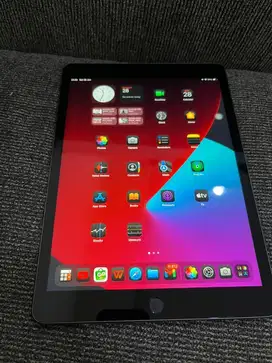 Ipad 8 128GB Original Very Good Condition4900