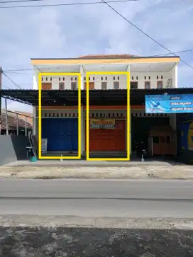 Disewakan ruko 2 lantai Jl Raya Manang (dekat Konimex dan Batik Keris)