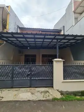 disewakan rumah furnish minimalis di pondok kelapa taman Malaka