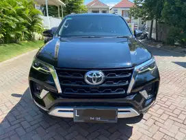 Cash, km 60rb, Fortuner VRZ 2021