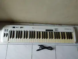 Keyboard Samson Carbon 61 second
