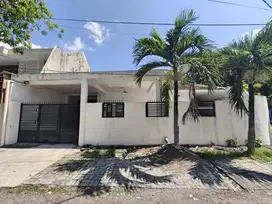 Dijual Rumah Hook Ngagel Madya cocok untuk kost