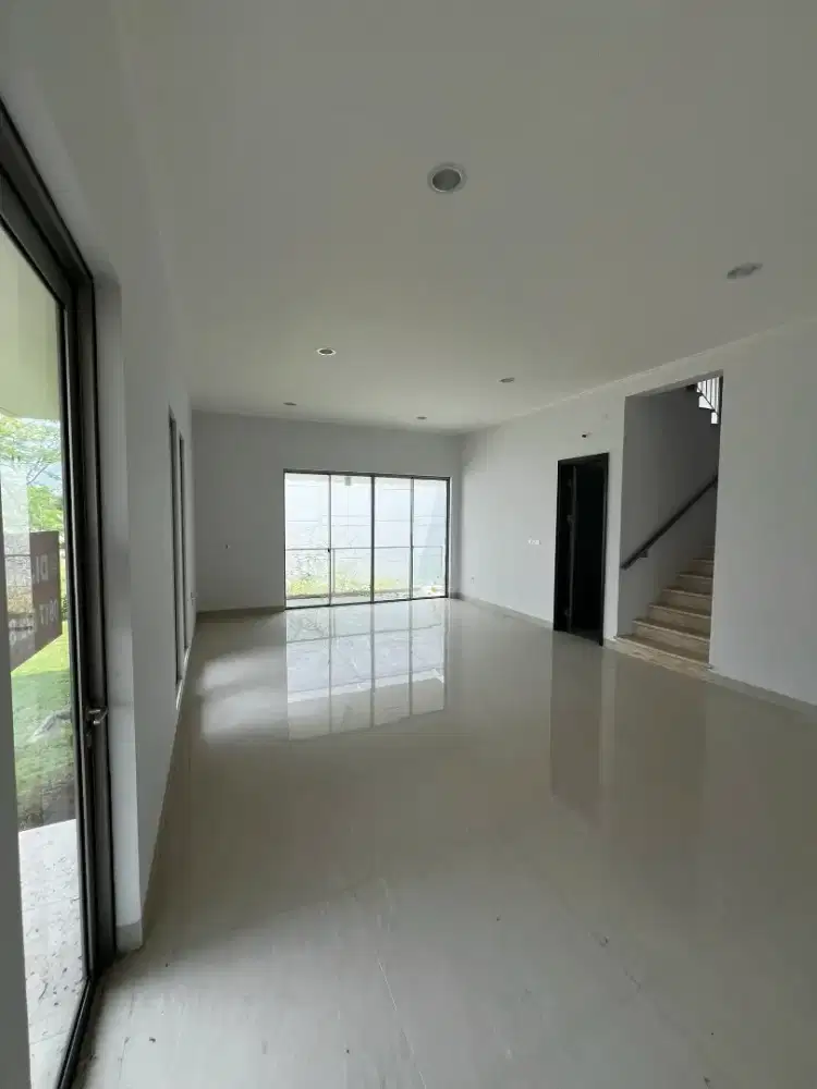 Pik Dijual Rumah Hoek Serenade