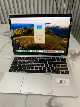 Macbook Air 2018 i5 16/512
