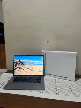 Macbook Air M2 15 Inch 16/512 CTO Fullset Lancar Jaya Mulus