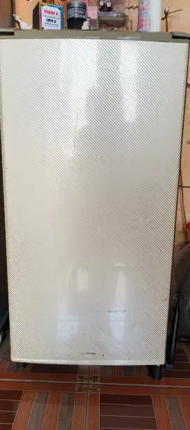 Kulkas 1 pintu merk Sanyo