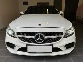 Mercedes-Benz Mercy C300 C 300 AT 2019 AMG Putih