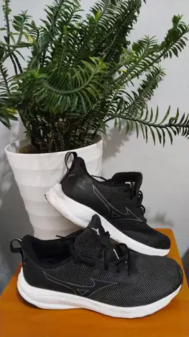 Sepatu Jogging Mizuno