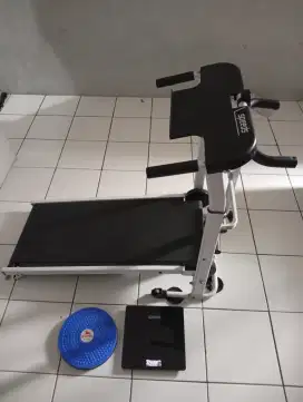 Alat olah raga treadmill manual lokasi Depok 1