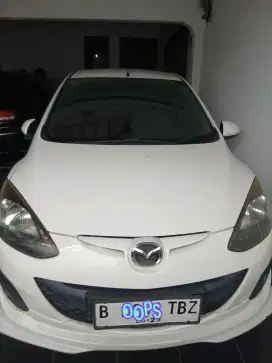 Mazda 2 thn 2013 pemakaian 2014 cash