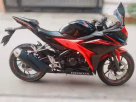 Dp 1jt cicilan 700rban Honda CBR 150 R  150r