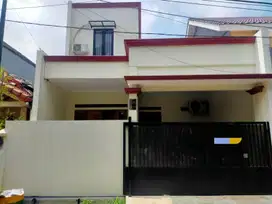 Dijual rumah siap huni di komplek pondok bambu permai jakarta timur