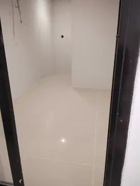 Rumah Grand Pakuwon Ada Kolam Renang