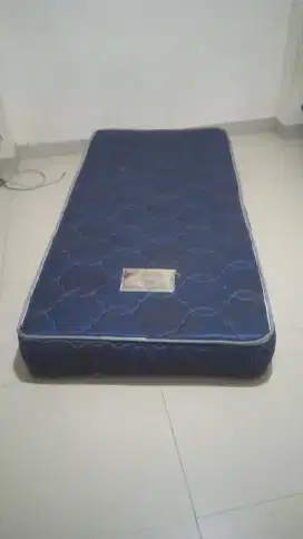 Tempat tidur unicland