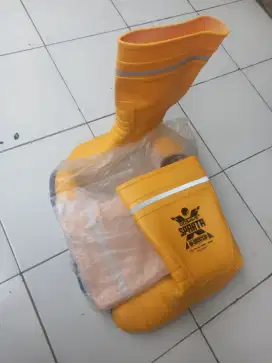 Sepatu Safety Boots