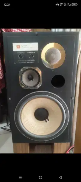 Sepeker Jbl L112