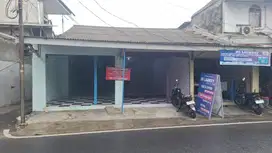 Di Sewakan Ruang Usaha (gandeng)