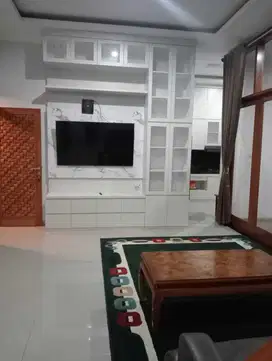 Sewa Rumah Pertahun Dengan Isi Rumahnya di Tarogong Kaler Garut
