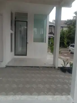 Disewakan rumah khusus perempuan