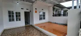 DIKONTRAKAN RUMAH LOKASI STRATEGIS DEKAT KAMPUS UNSIKA SIAP HUNI