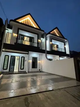 Rumah Mewah Ready 2 Lantai Jagakarsa Jaksel, Jual Dijual Murah Baru