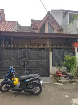 Rumah di jual di perum griya kencana 2